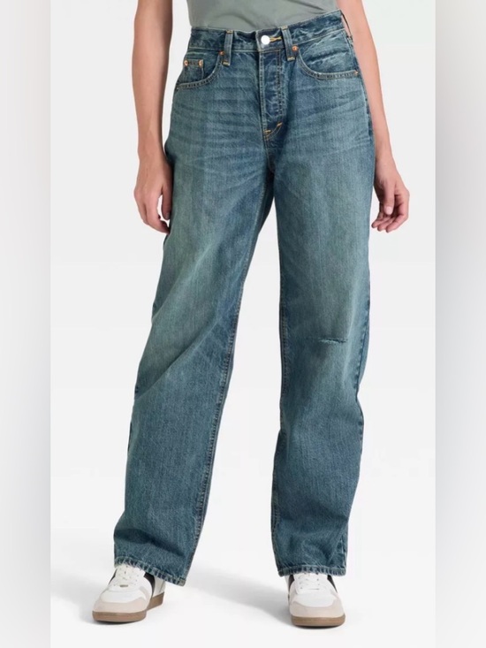 Universal Thread Denim - NWT Women's Mid-Rise 90's Baggy Denim Jeans Universal Thread Vintage Dark Wash 0